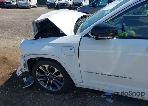 2023 Jeep Grand Cherokee 4Xe Overland from USA, damaged, VIN 1C4RJYD68P8863609